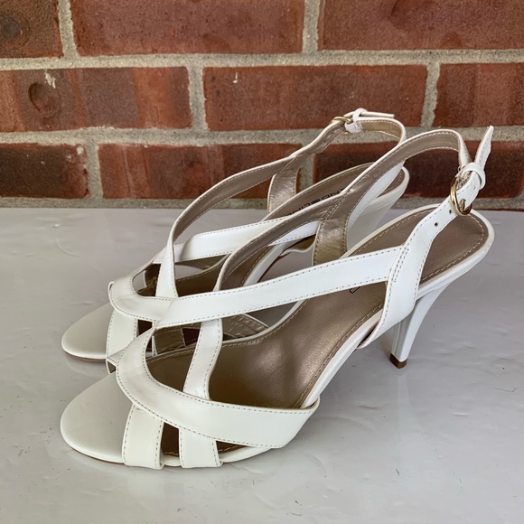 bandolino white heels